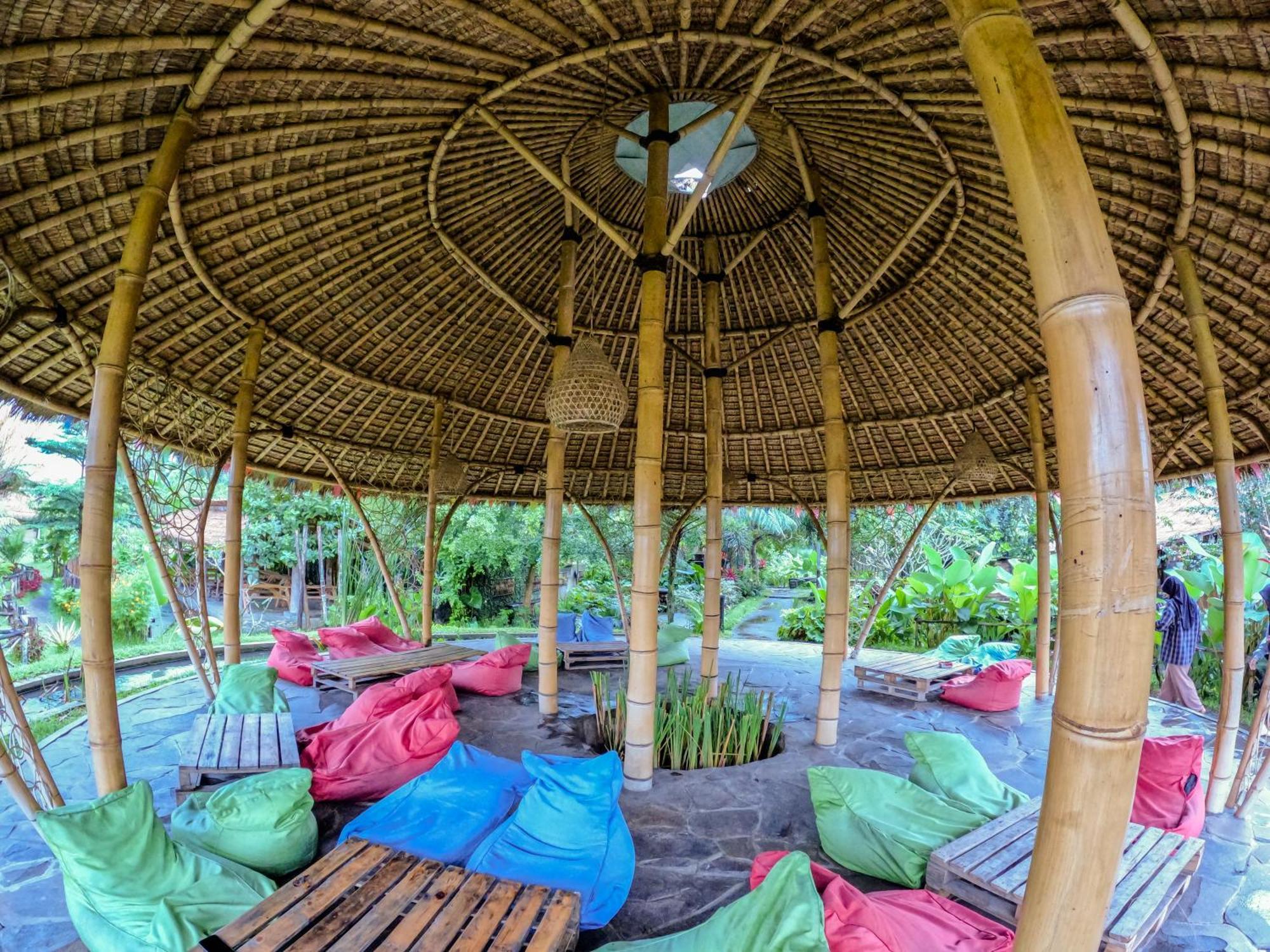 Aranka Tempasan Villa Sangyang Екстериор снимка