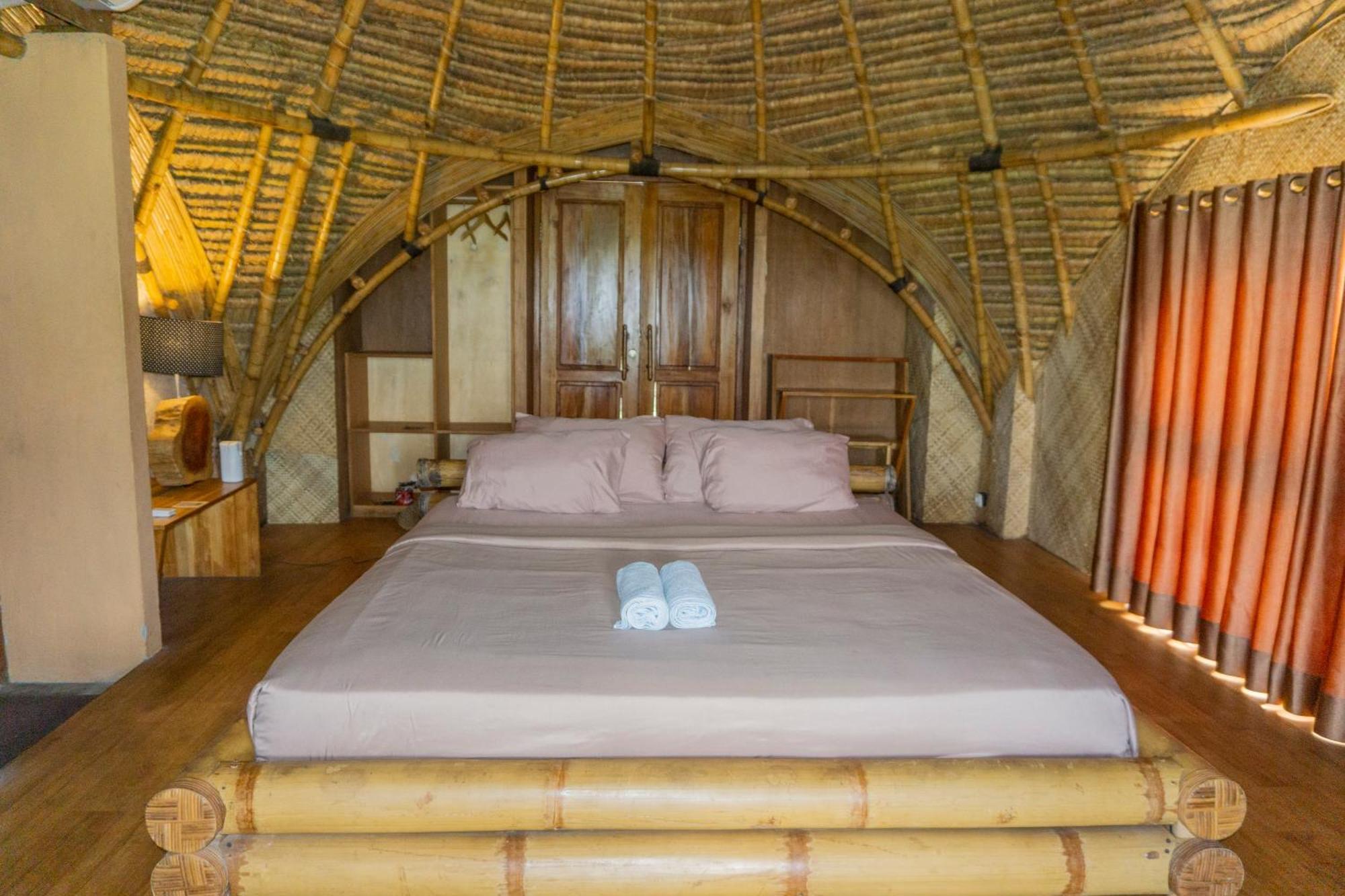 Aranka Tempasan Villa Sangyang Екстериор снимка