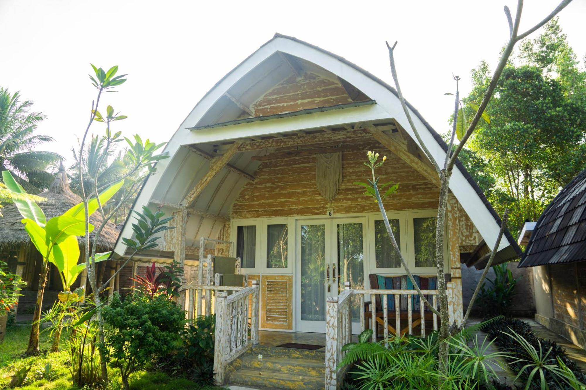 Aranka Tempasan Villa Sangyang Екстериор снимка